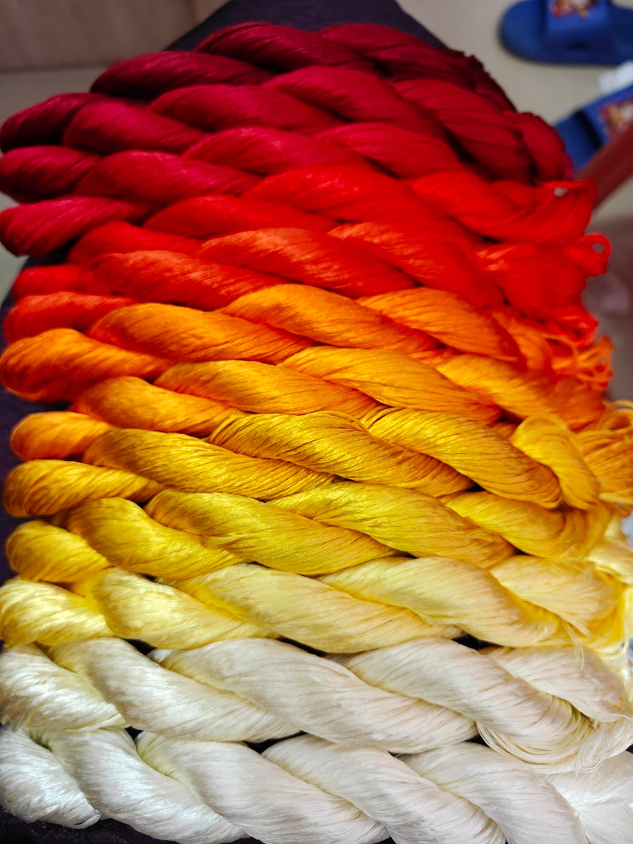 10g*12 Suzhou Embroidery Thick Untwisted Mulberry Silk Thread(#火烧云 10g*12)