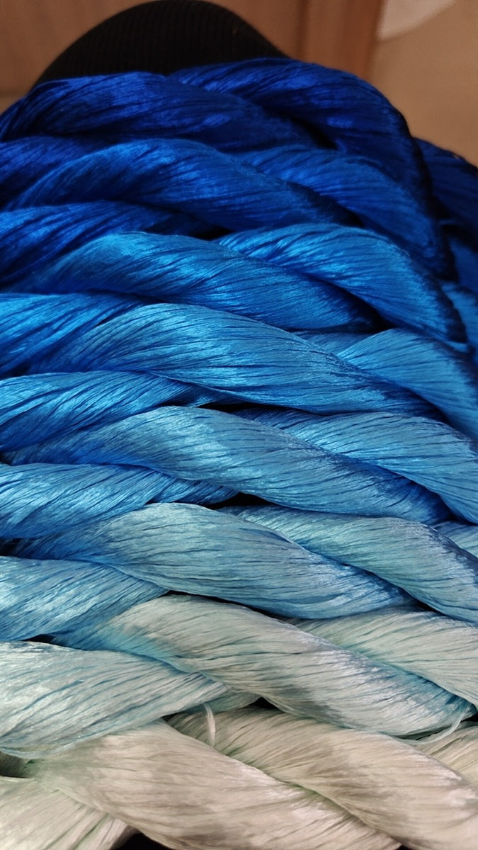 10g*8 Suzhou Embroidery Thick Untwisted Mulberry Silk Thread(#青花瓷 10g*8)