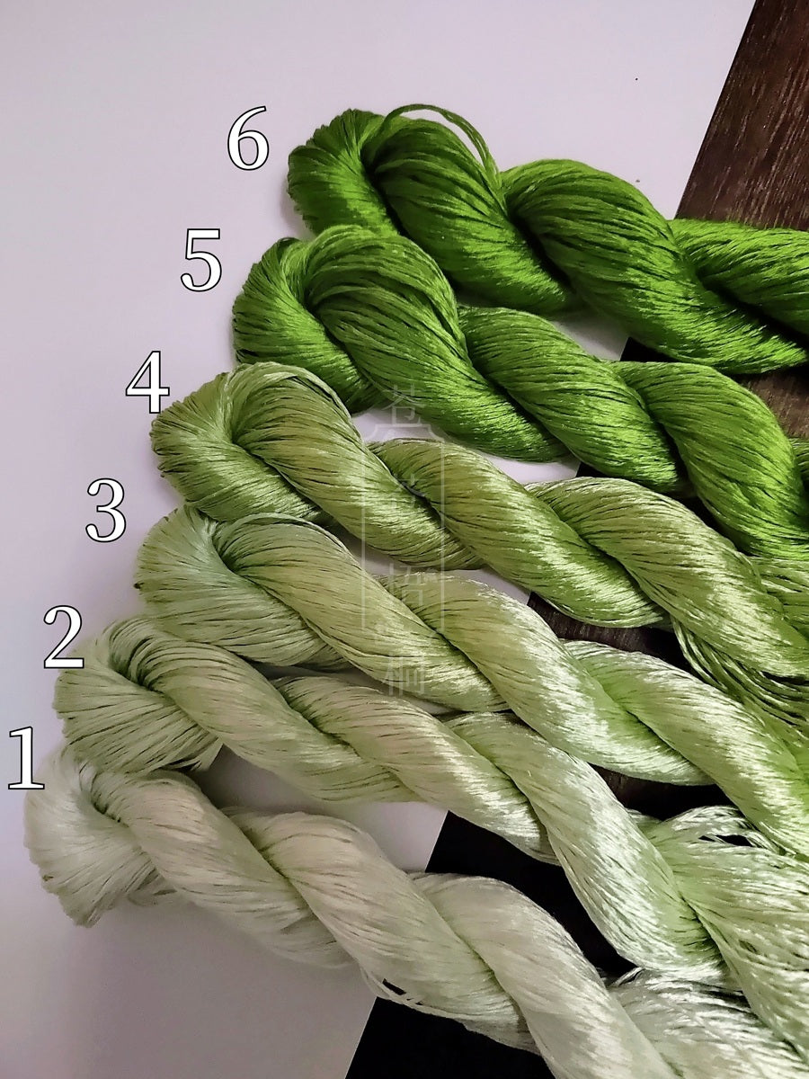 10g Suzhou Embroidery Thick Filament Slightly Twisted Mulberry Silk Thread(Green 苍葭翠虬)