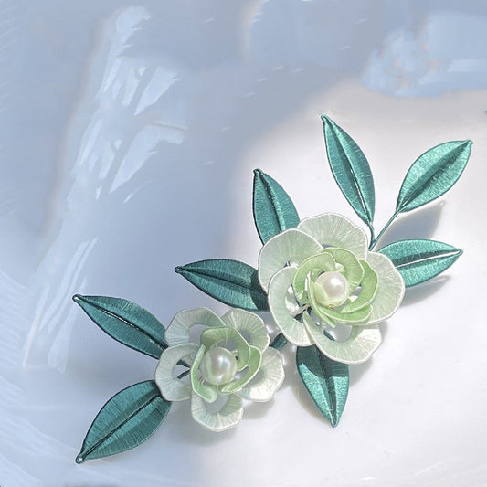 Xiaoqiao Hairpin Chanhua DIY flower kit with light green layered flowers and pearl center
