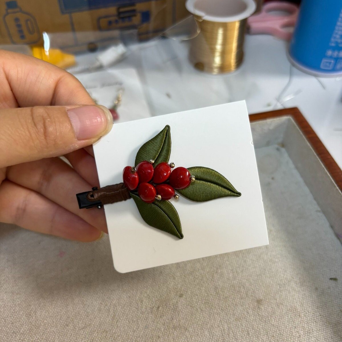 Handmade Chanhua Thread-Wrapped Red Bean Jewelry Set - Elegant Earrings & Hairpins