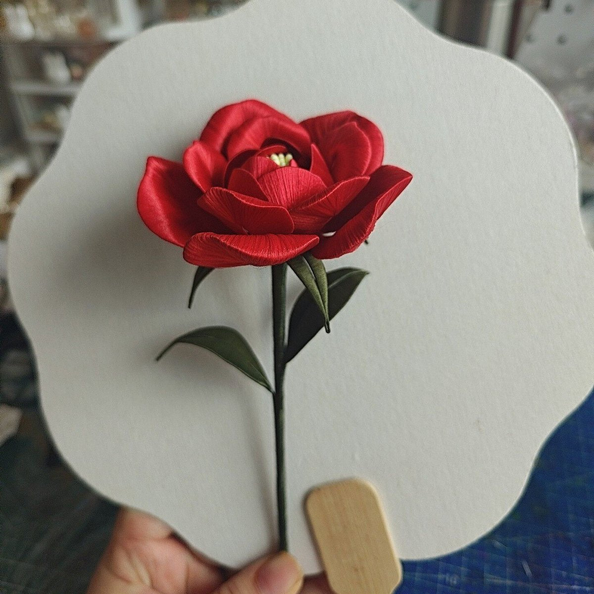 Handmade Thread-Wrapped Rose Handheld Flower - Artisanal Chanhua Decorative Ornament