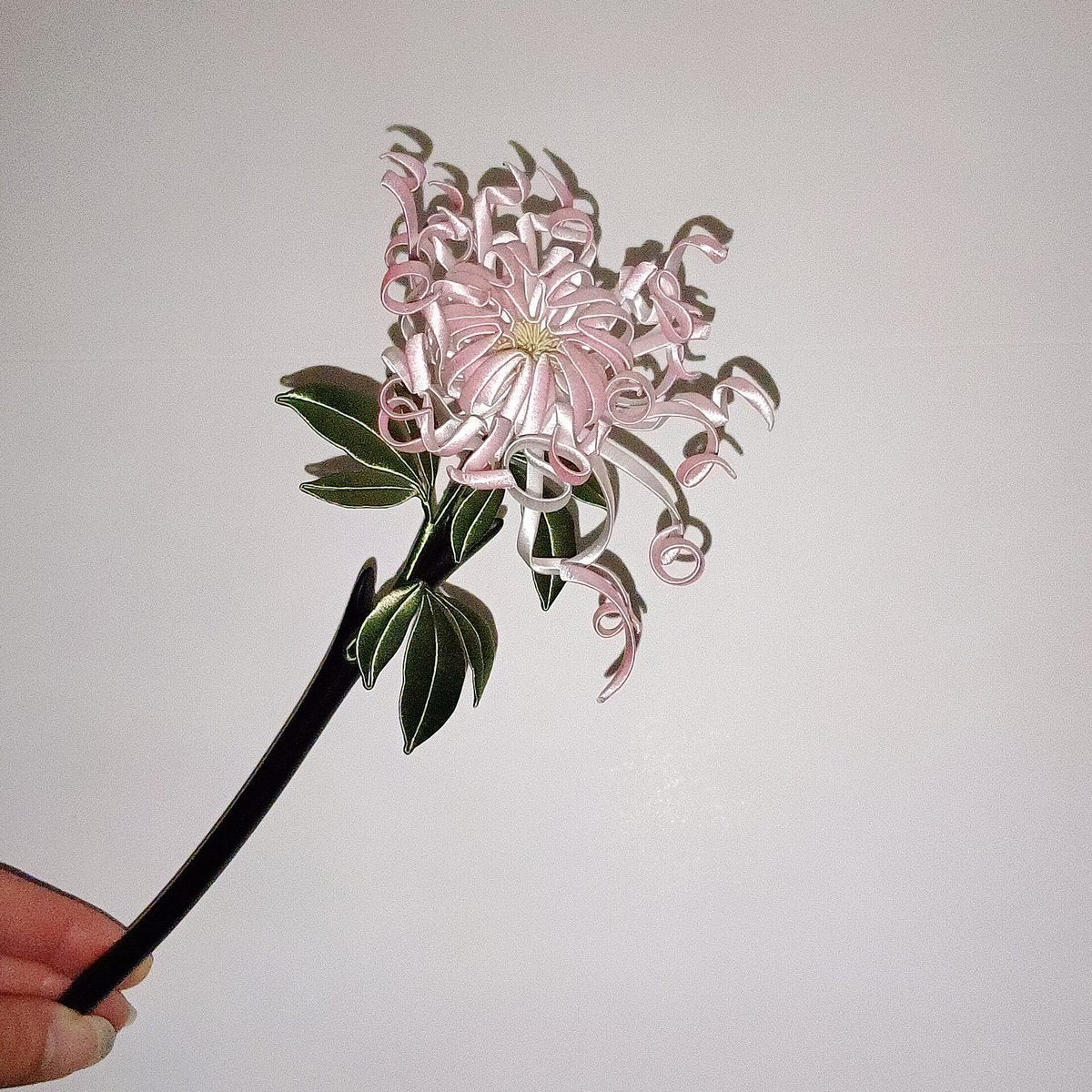 Handmade Chanhua Thread-Wrapped Chrysanthemum Hairpin - Elegant Floral Hair Accessory