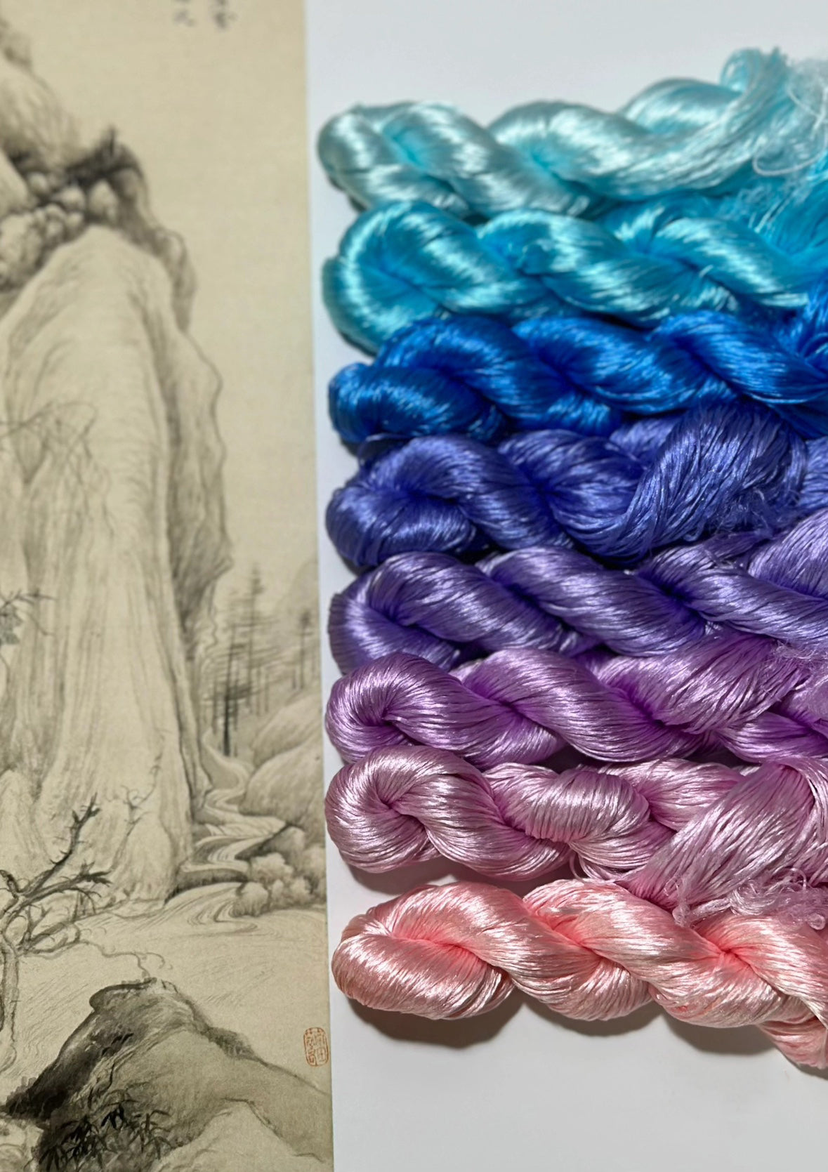 80m Suzhou Embroidery Untwisted Mulberry Silk Thread(#蓝紫烟花菊 80m*8)