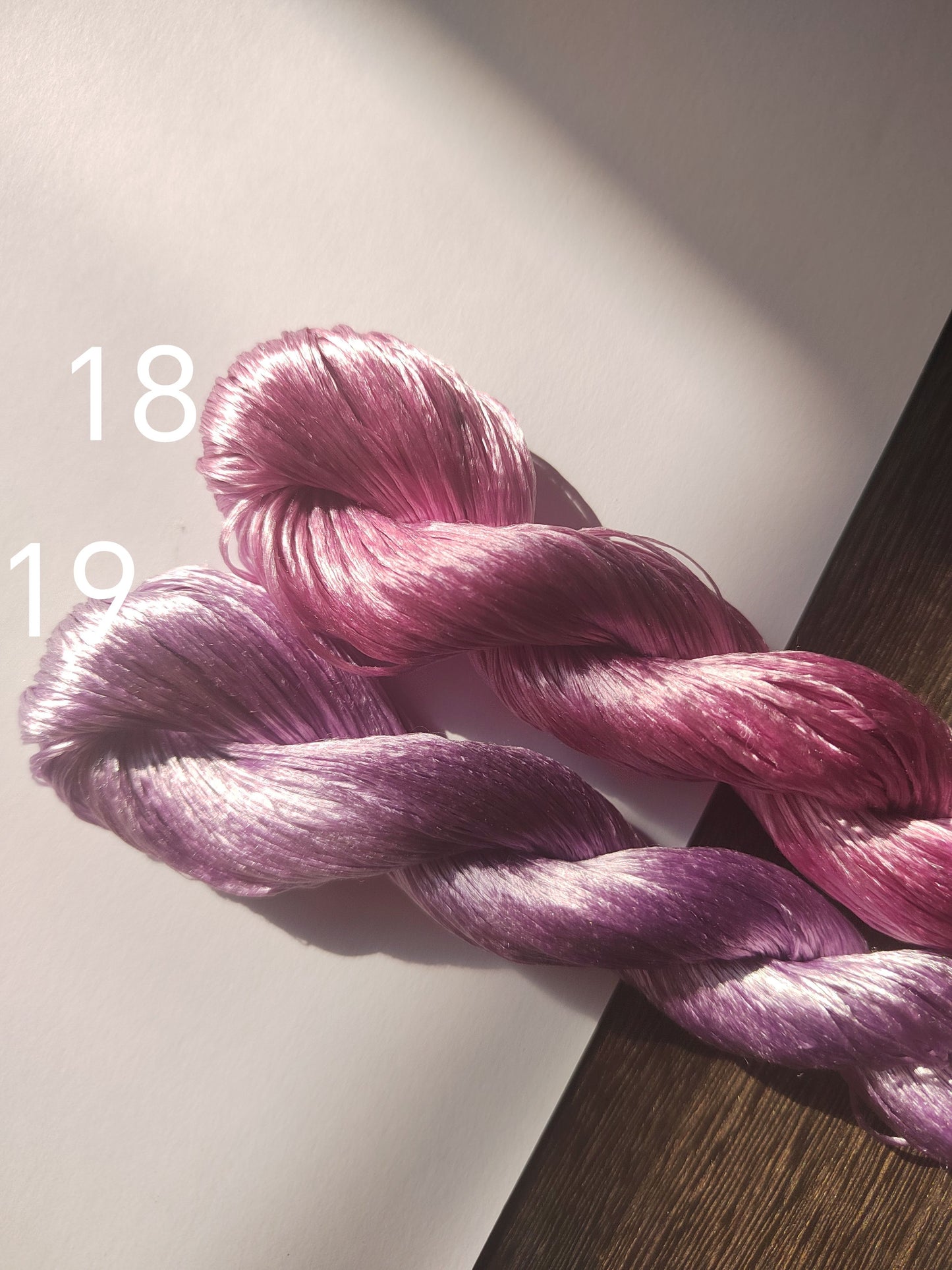 10g Suzhou Embroidery Thick Filament Slightly Twisted Mulberry Silk Thread(紫罗兰系列)