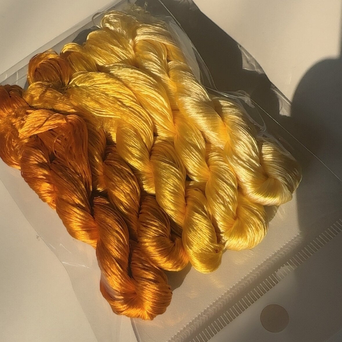 80m Suzhou Embroidery Untwisted Mulberry Silk Thread(#86 80m*5)