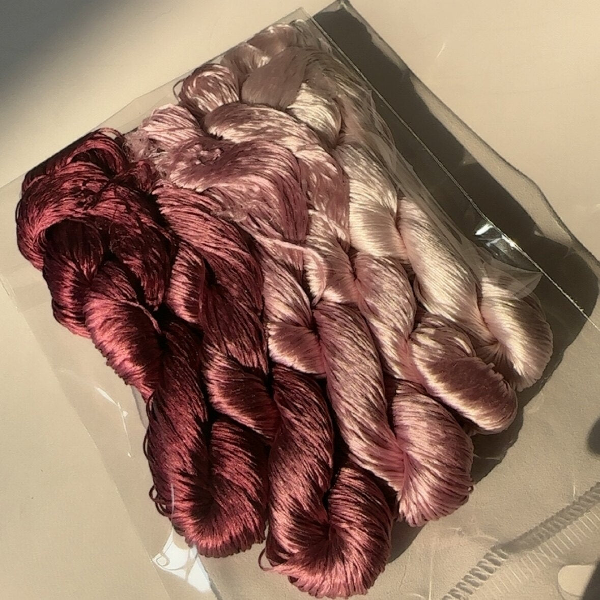 80m Suzhou Embroidery Untwisted Mulberry Silk Thread(#137 80m*5)