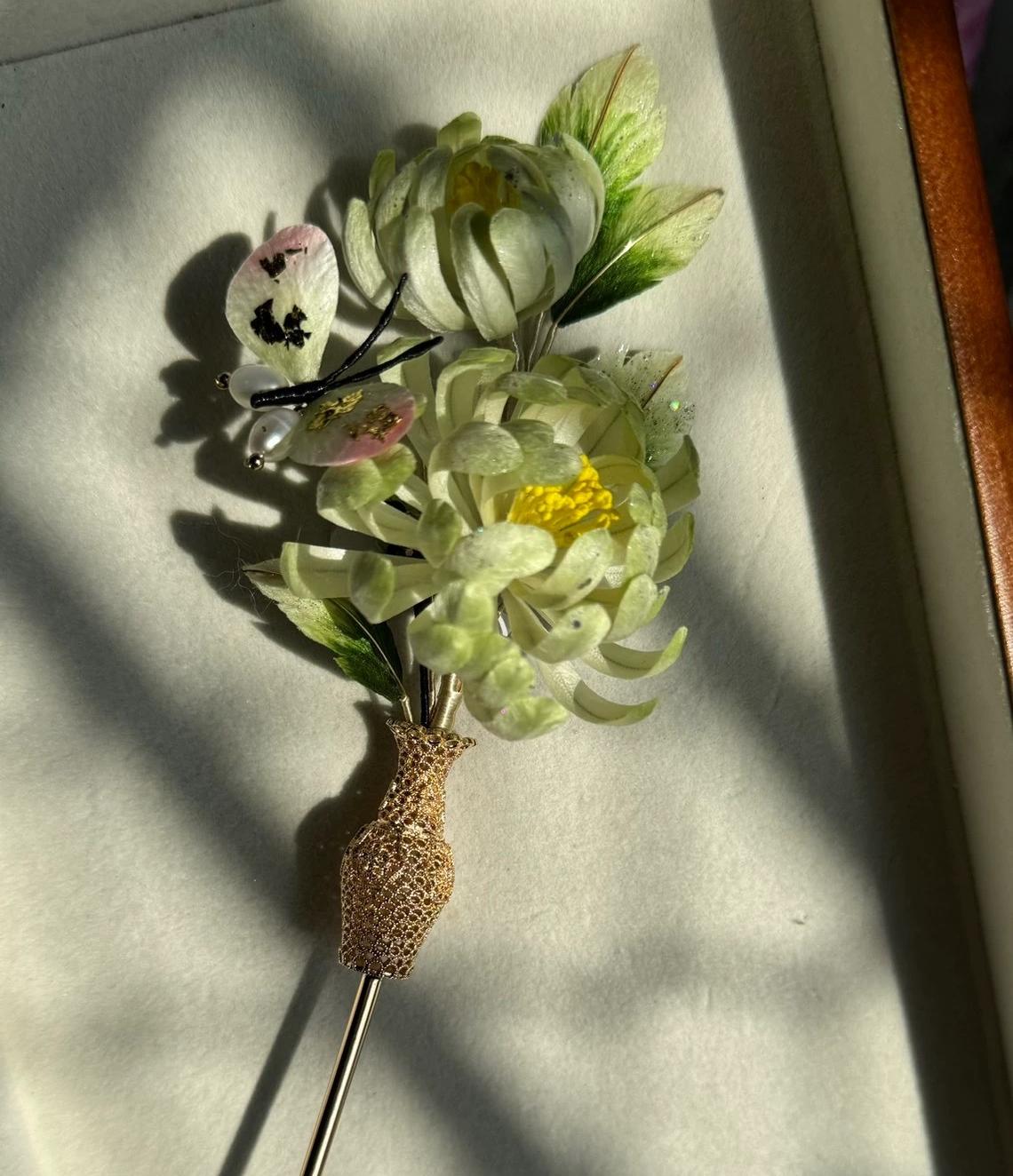 Chrysanthemum And Butterfly Bespoke Hairpin - Silk Hairpin(Ronghua)