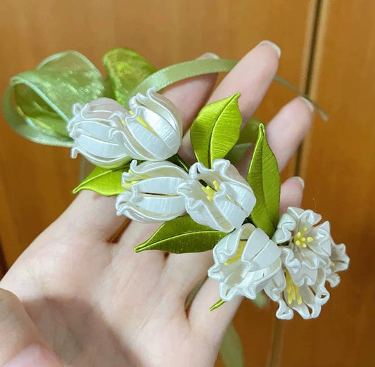Lily Of The Valley Bespoke Wrist Flower - Silk Wrist Flower(Chanhua)