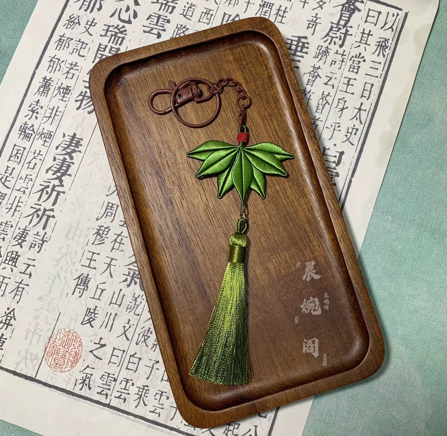 Handmade Chanhua Yuzu Leaf Hanging Charm - Thread Leaf Tassel Pendant