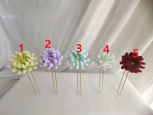 Handmade Ronghua Chrysanthemum Hairpin | Pure Mulberry Silk Velvet Flower for Hanfu & Wedding
