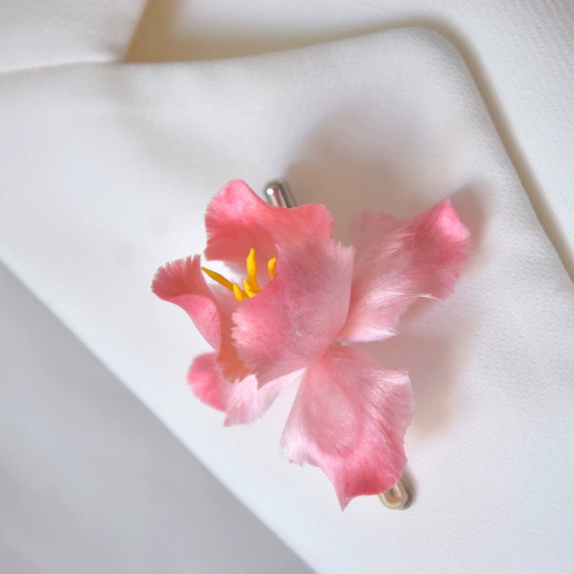 Handmade Ronghua Pink Iris Brooch | Soft Pink Mulberry Silk Velvet Bearded Iris Pin