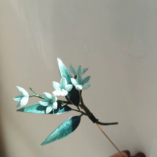 Handmade Ronghua Bamboo Leaf Brooch - Natural Silk Velvet Flower Pin