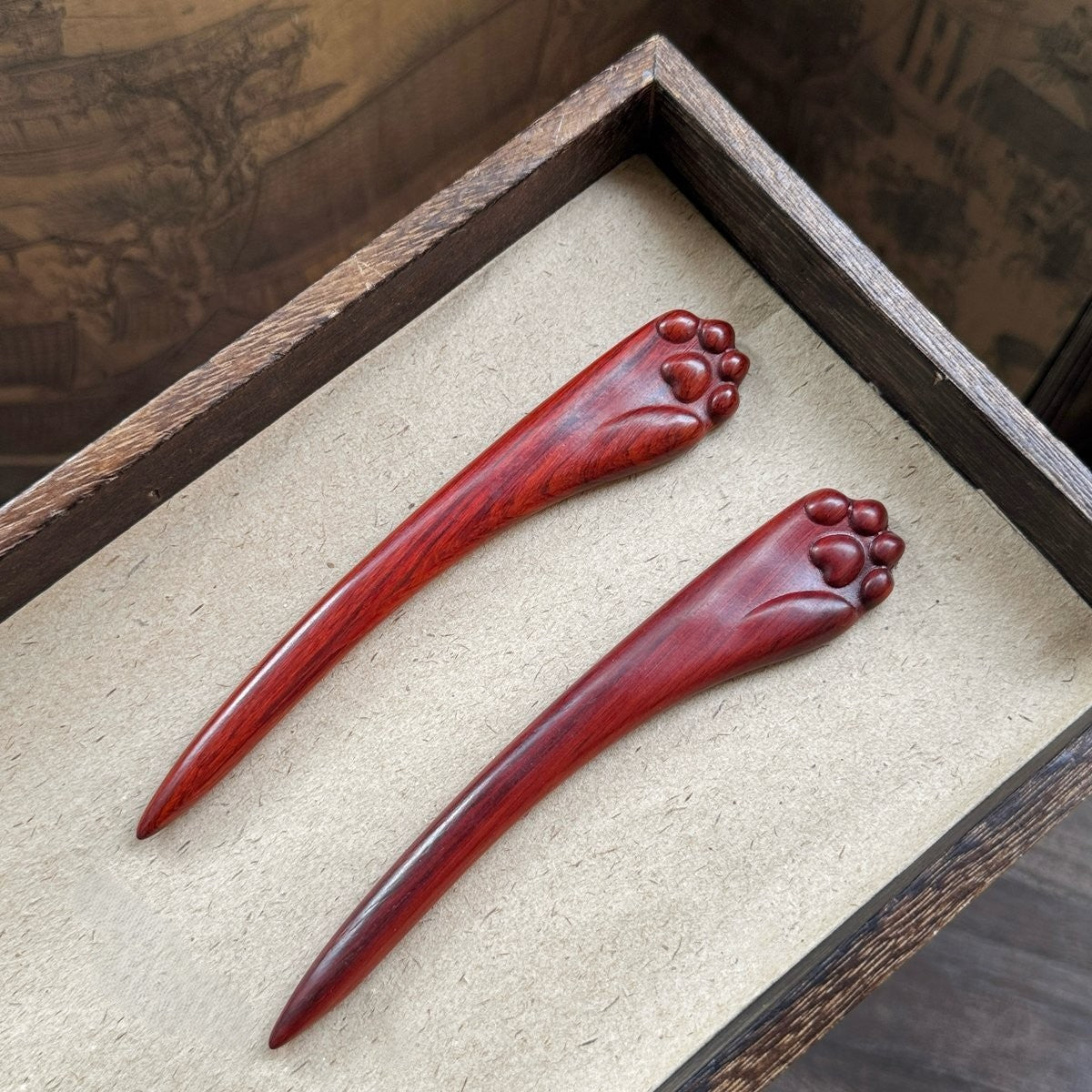 Natural Rosewood Hair Stick - Cat Paw Design #喵王之爪