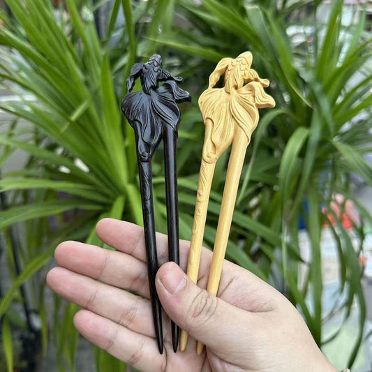 Natural U shape hair stick set in boxwood and African blackwood with koi fish design, 17cm smooth uncoated wooden hair pins