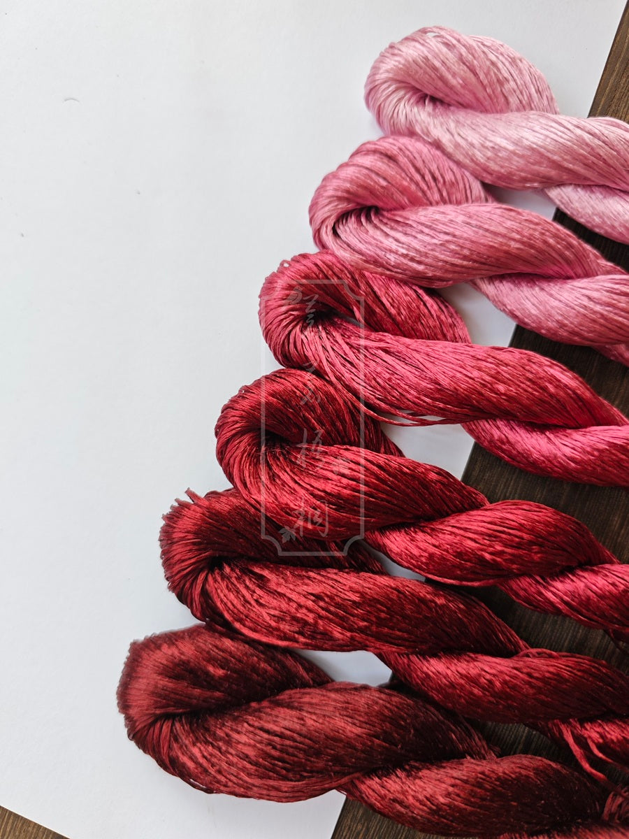 10g*6 Suzhou Embroidery Thick Filament Slightly Twisted Mulberry Silk Thread(Red 縓缘朱樱)