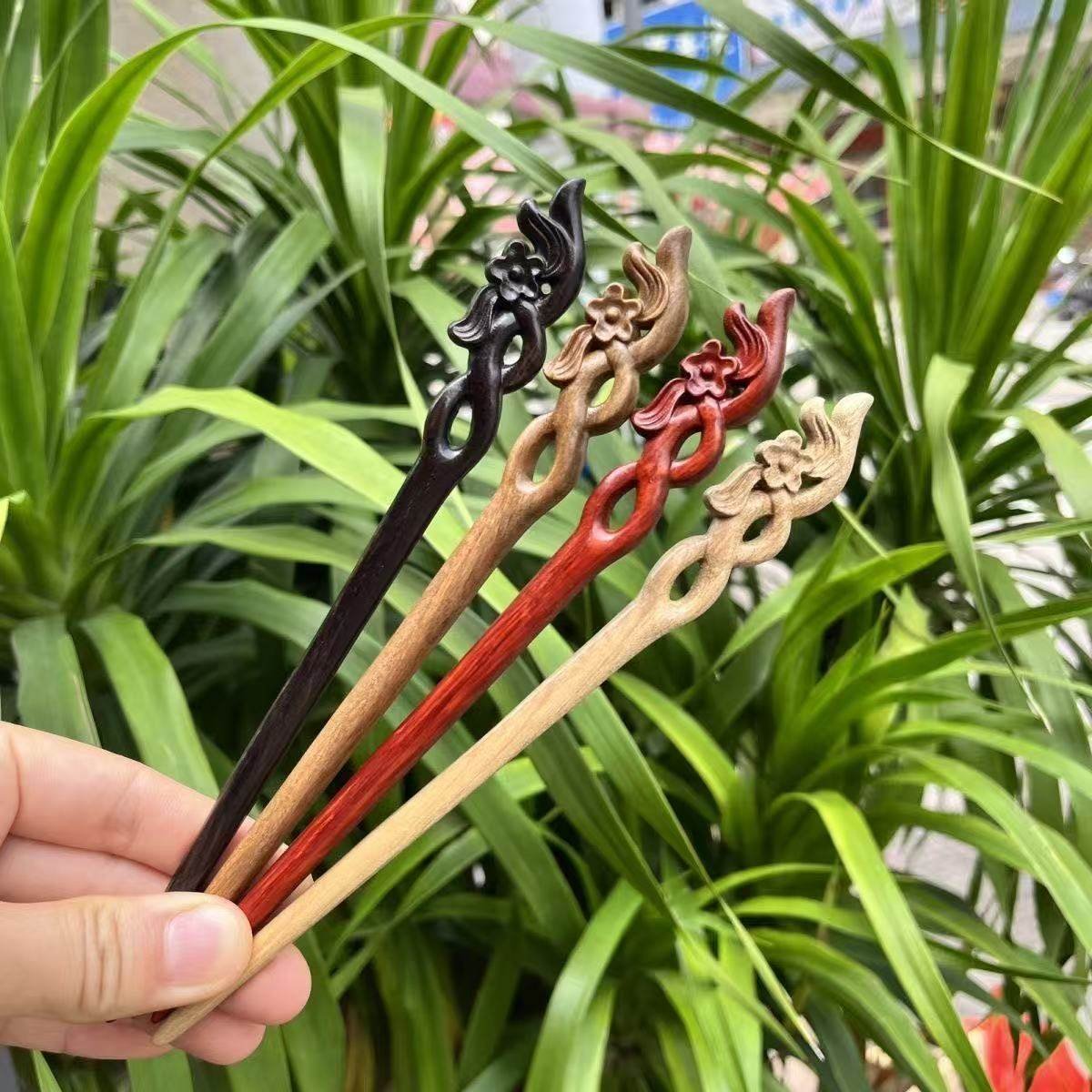 Natural hair stick set in rosewood, green sandalwood, golden phoebe, and African blackwood with plum blossom design, 20cm curved smooth uncoated wooden hair pins