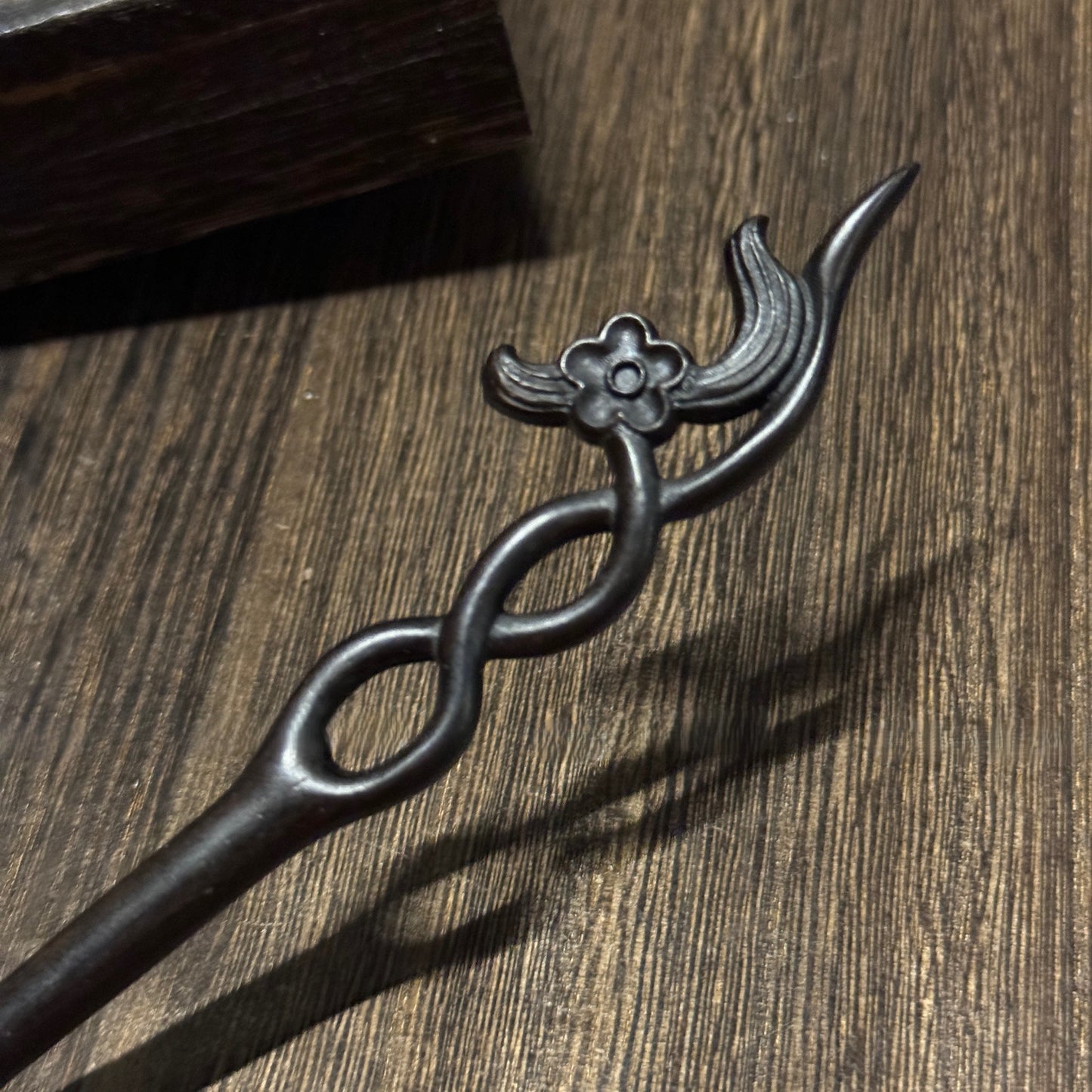 Natural African Blackwood Hair Stick - 18cm Secluded Orchid Design #空谷幽兰