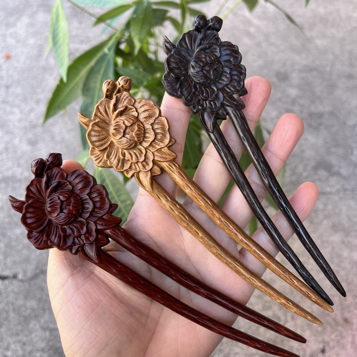 Natural Wooden Hair Stick Set - 17cm U Shape Peony Hairpin (富贵牡丹)