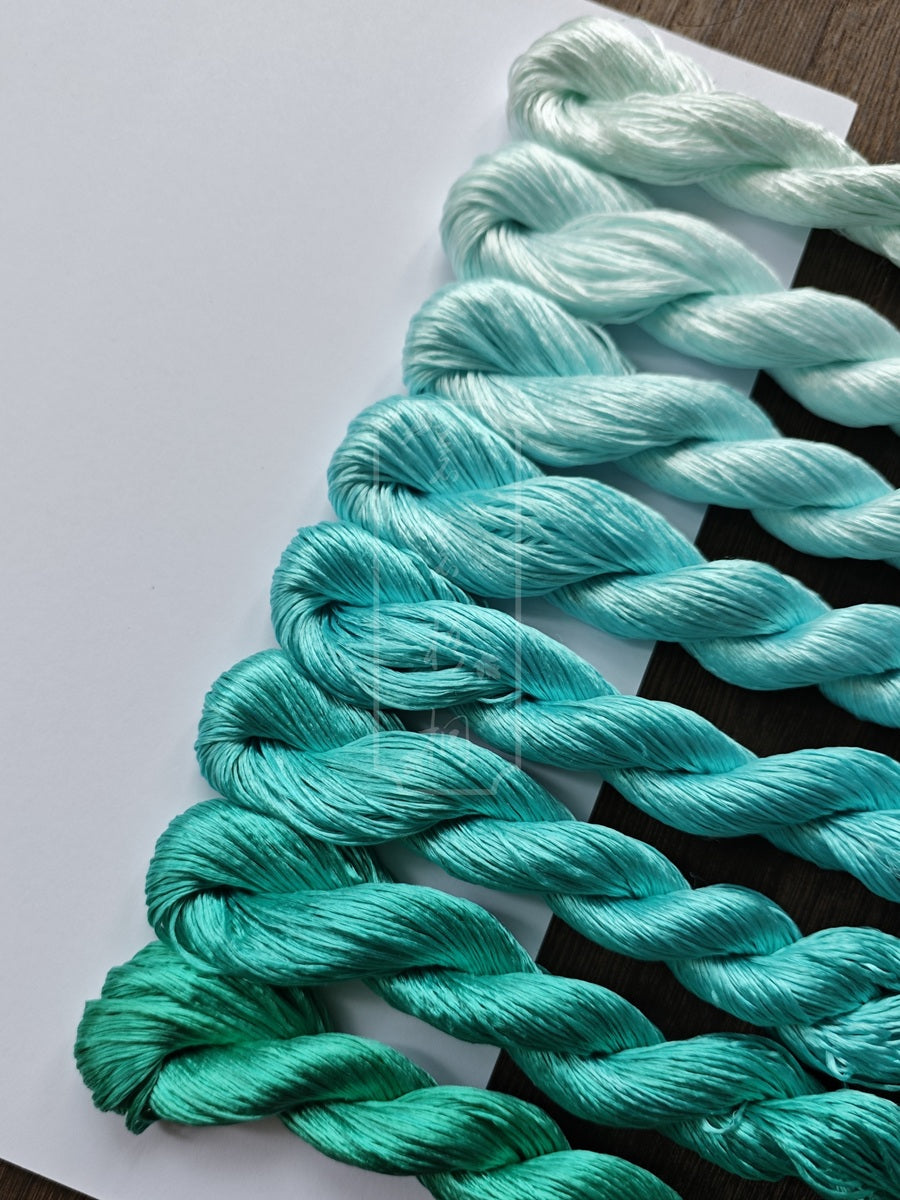 10g Suzhou Embroidery Thick Filament Slightly Twisted Mulberry Silk Thread(Cyan 霁青铜青)