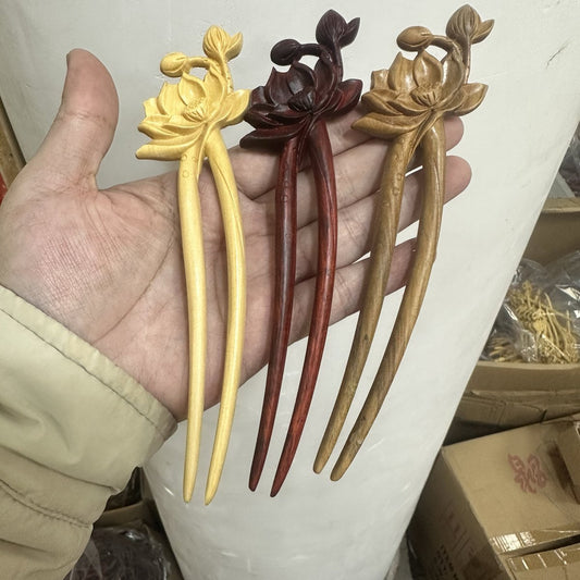 Natural U shape hair stick set in rosewood, green sandalwood, and boxwood with lotus flower design, 17cm smooth uncoated wooden hair pins