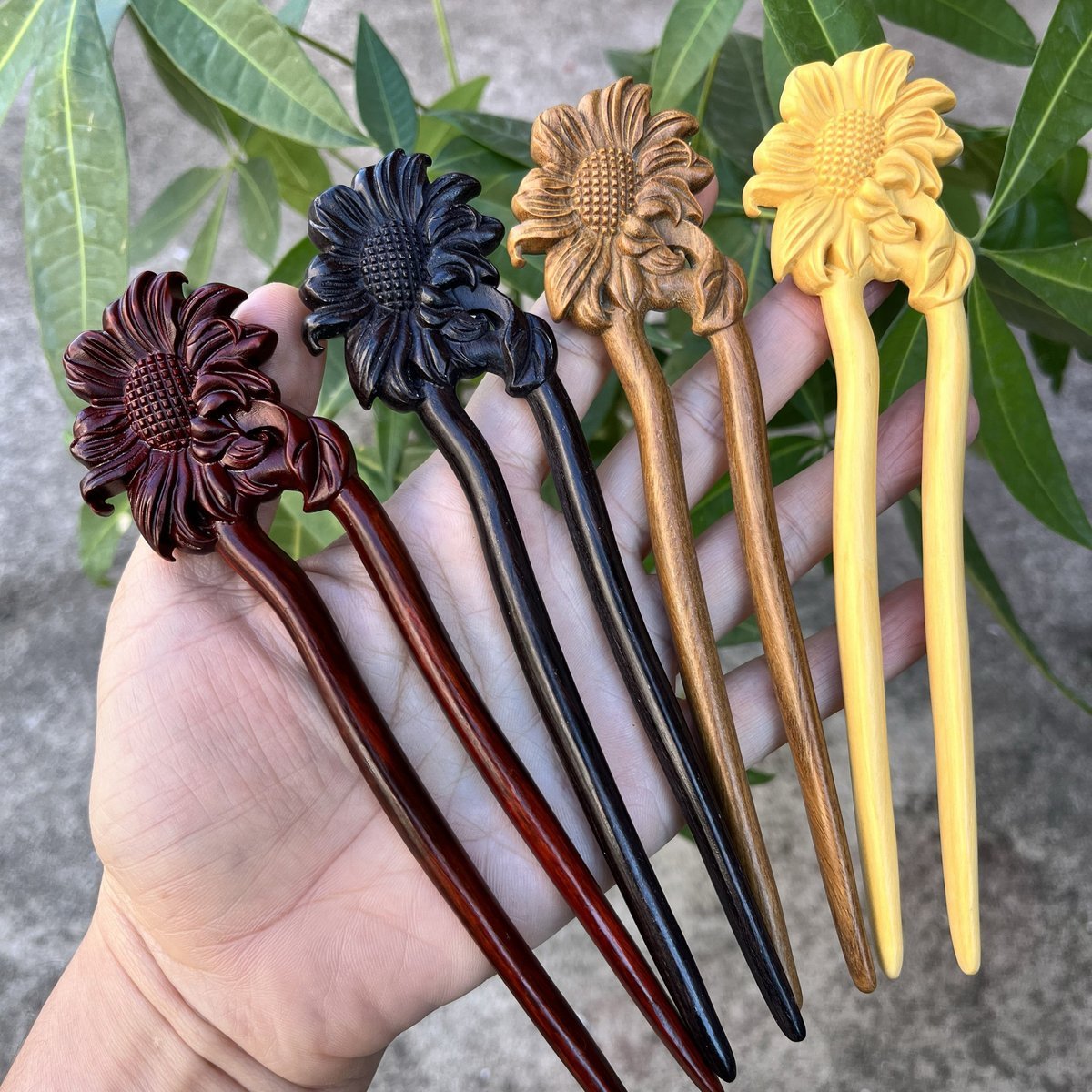 Natural U shape hair stick set in rosewood, green sandalwood, boxwood, and African blackwood with sunflower design, 17cm smooth uncoated wooden hair pins