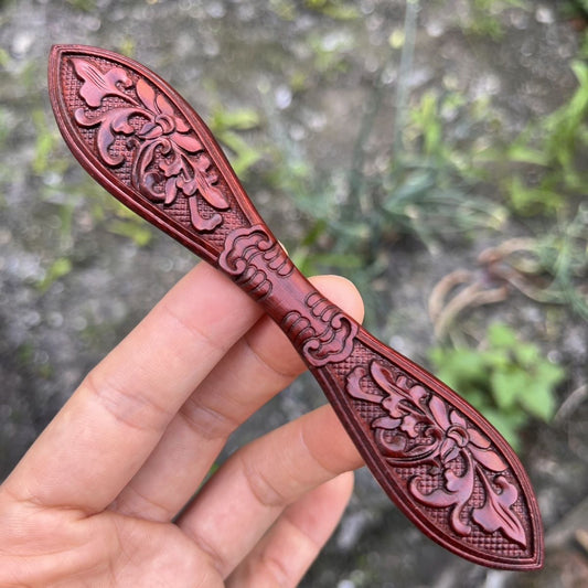 Natural rosewood hair stick 14cm straight double-pointed design with floral patterns, deep reddish smooth uncoated finish