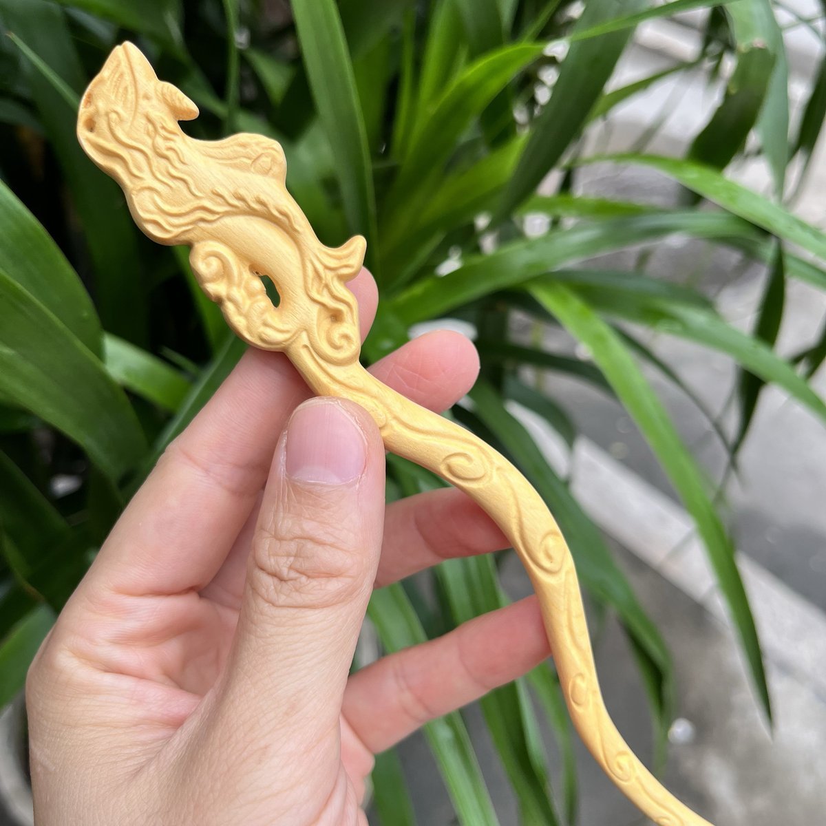 Natural Wooden Hair Stick Set - 20cm Mythical Creature Design (山海鲸)