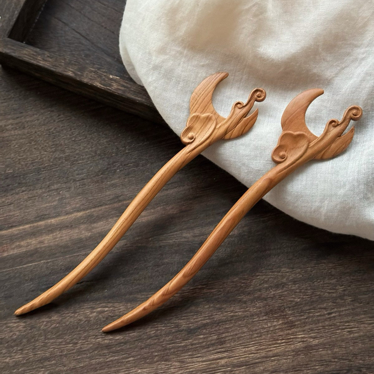 Natural Peach Wood Hair Stick - Spring Autumn Moon Cloud Design #春秋月云