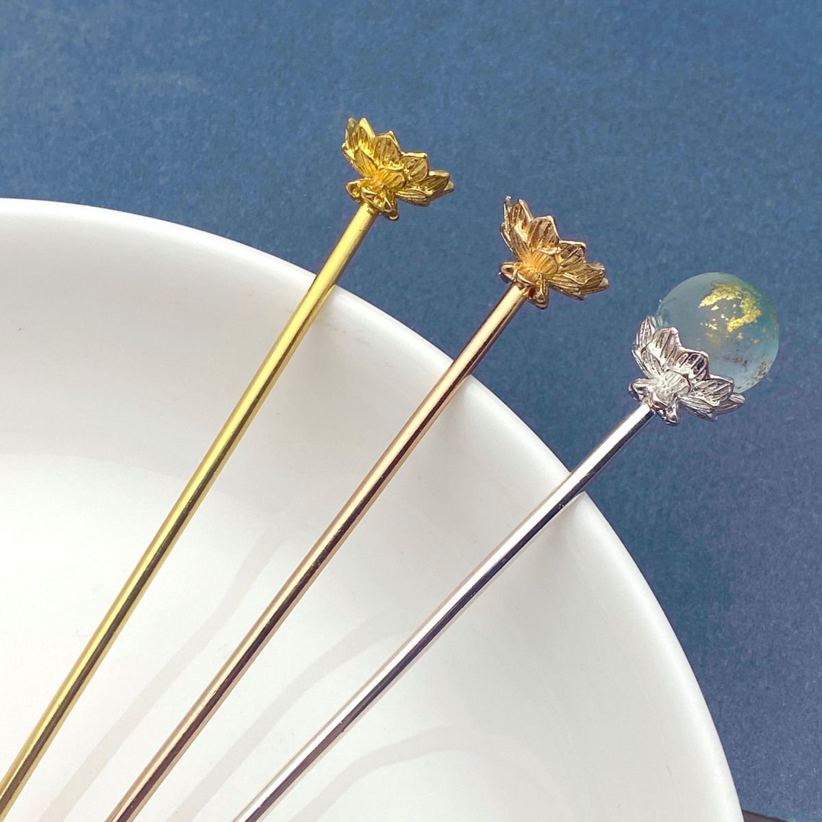 Copper Lotus Hair Stick Set – 125mm (Gold & Silver)