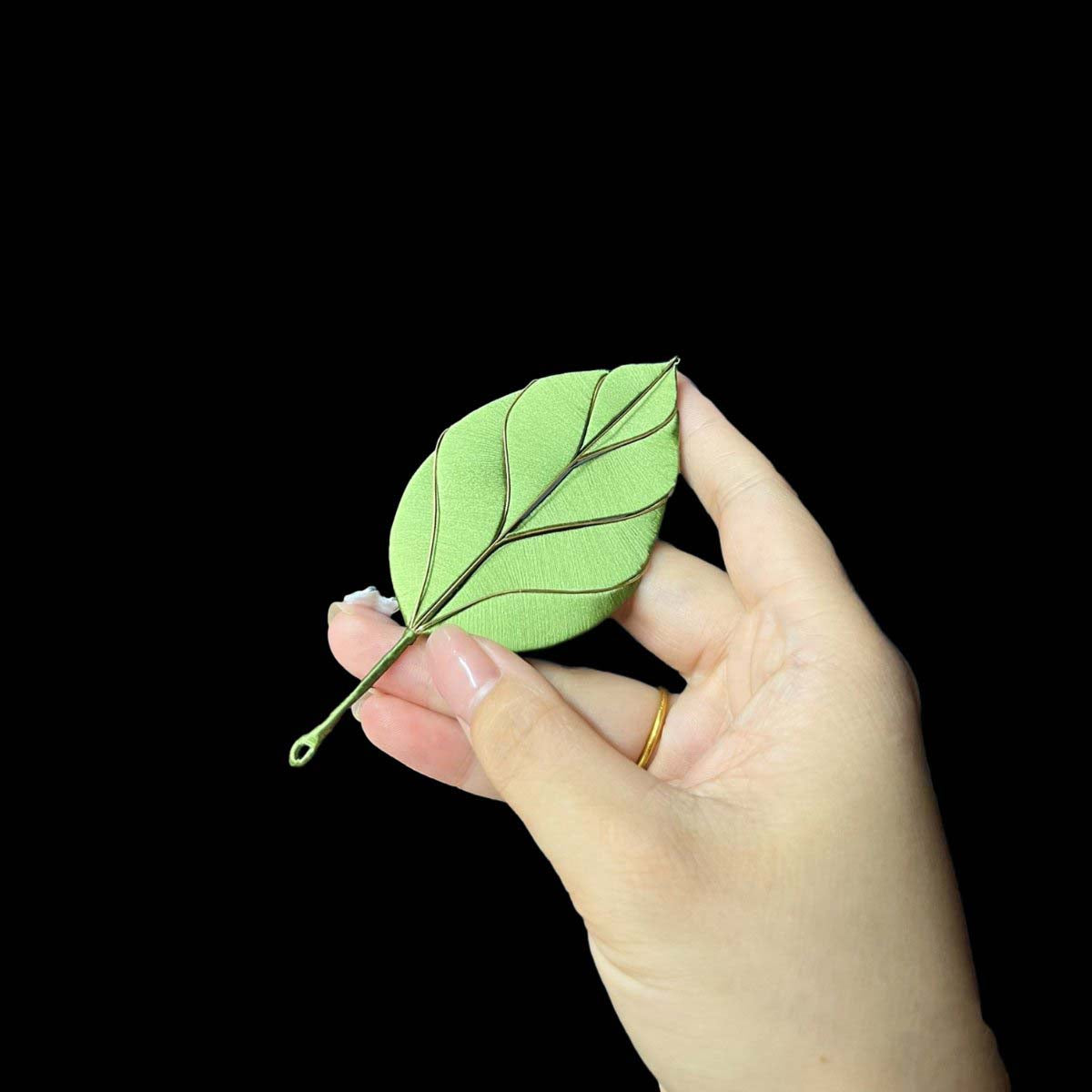 Leaf Bespoke Brooch-Green Silk Brooch(Chanhua)