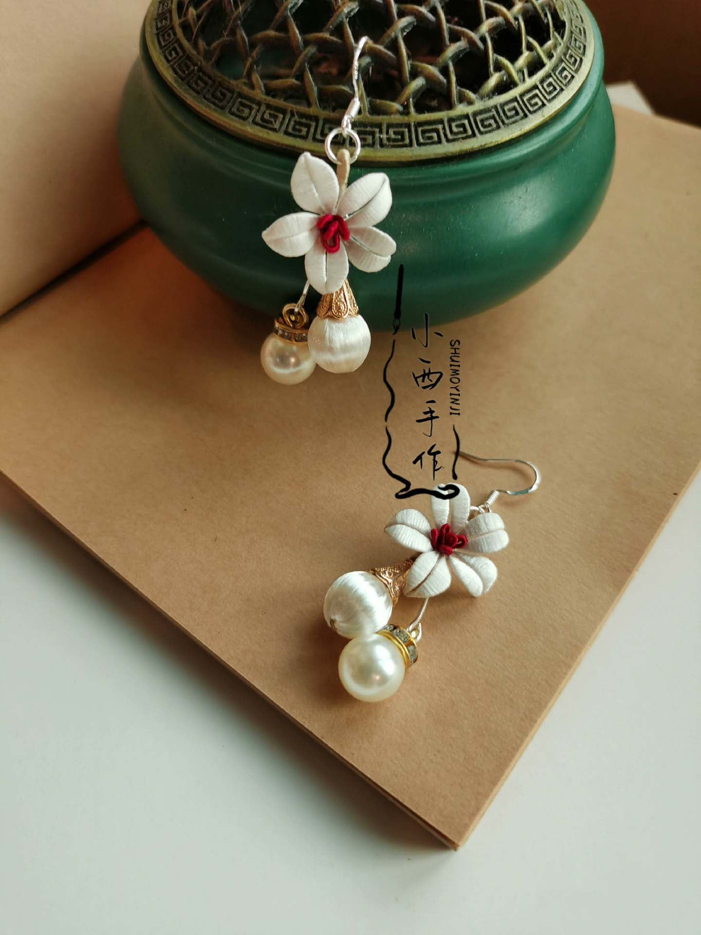 Lily Handmade Earrings-Silk Earrings(Chanhua)