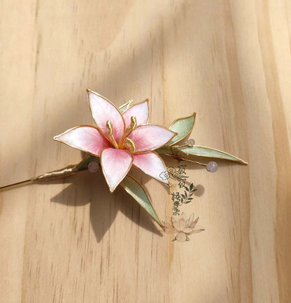 Lily Bespoke Brooch-Silk Brooch(Ronghua)