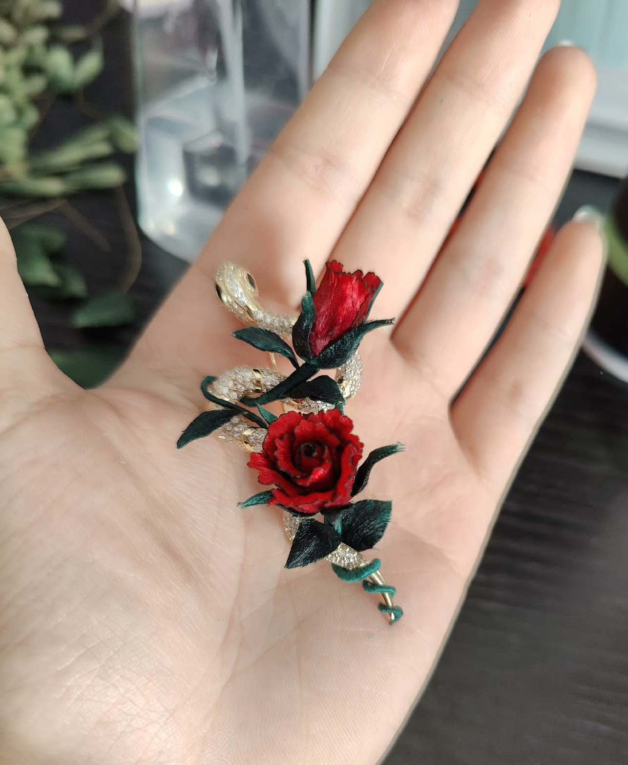 Rose Bespoke Brooch-Silk Brooch(Ronghua)