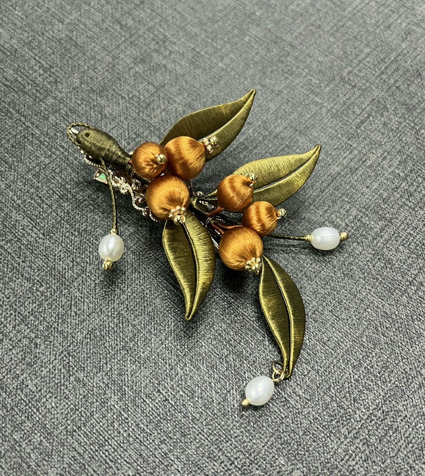 Berry Handmade Brooch-Silk Brooch(Chanhua)