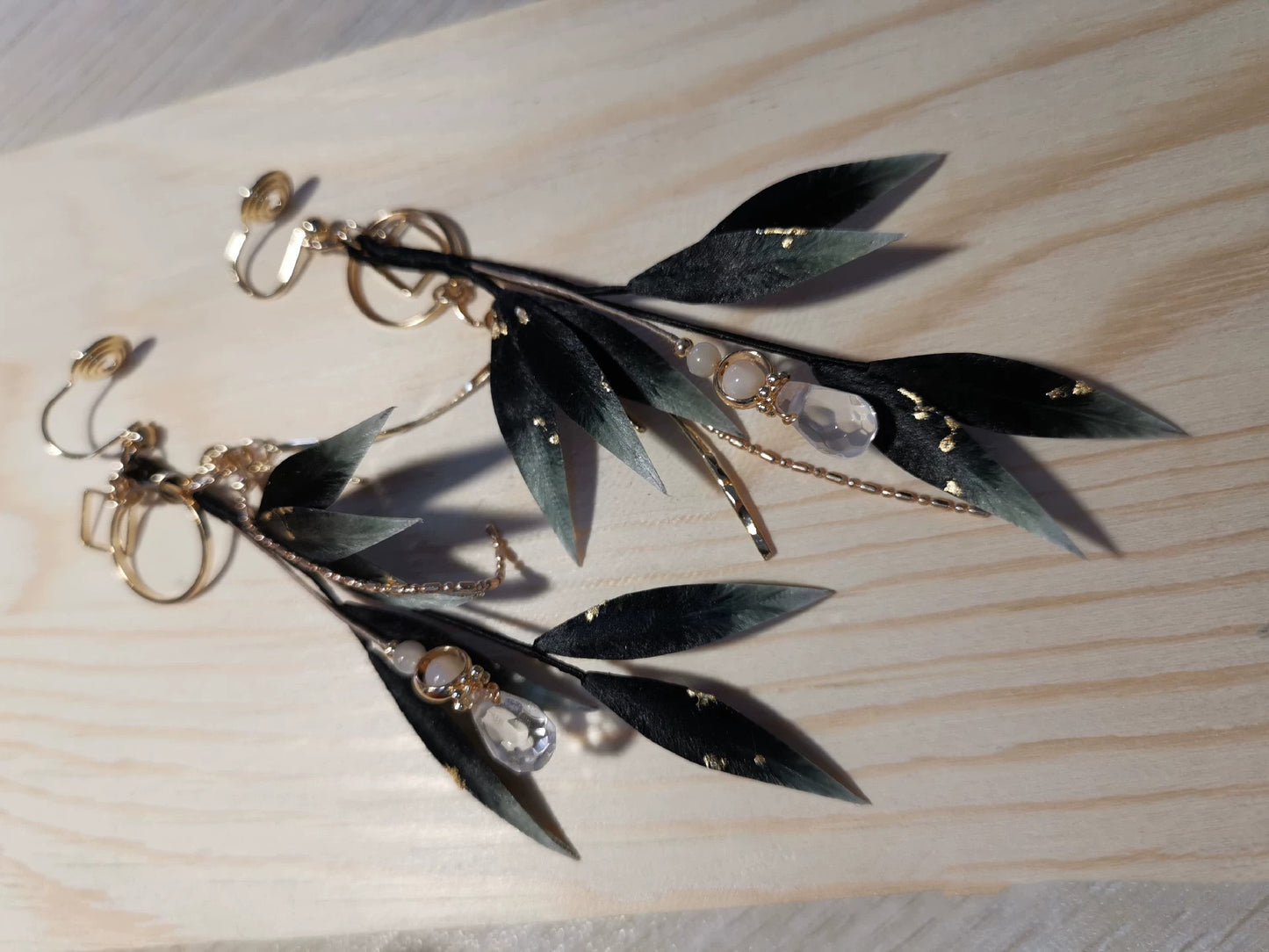 Black Leaves Bespoke Earrings - Silk Earrings(Ronghua)