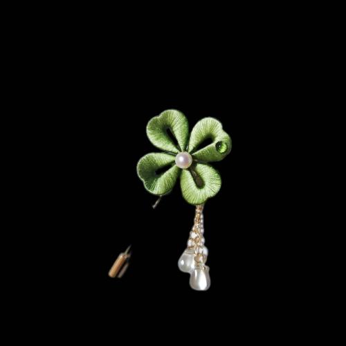 Clover Handmade Brooch - Silk Brooch(Chanhua)