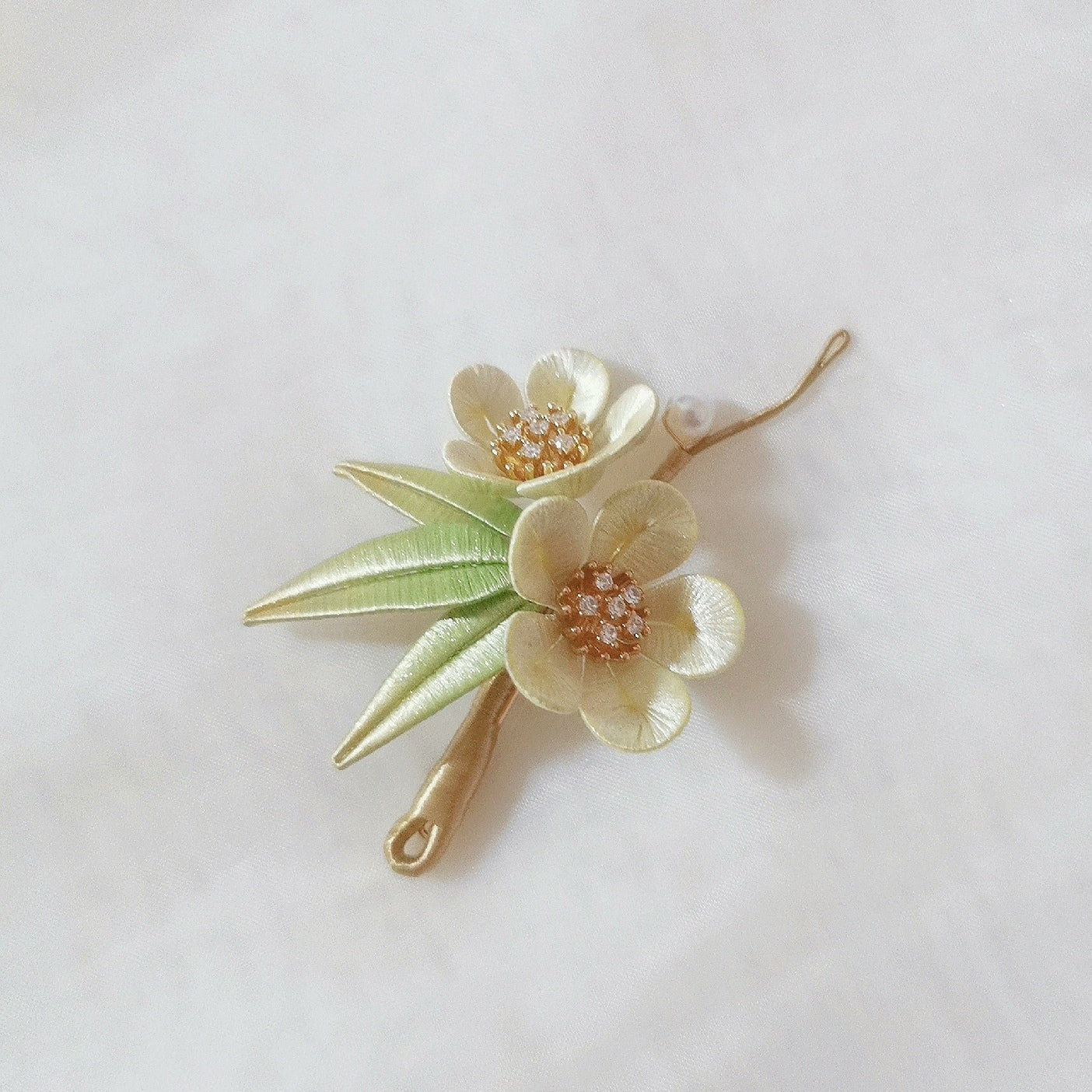 Plum Blossoms and Bamboo Handmade Brooch - Silk Brooch(Chanhua)