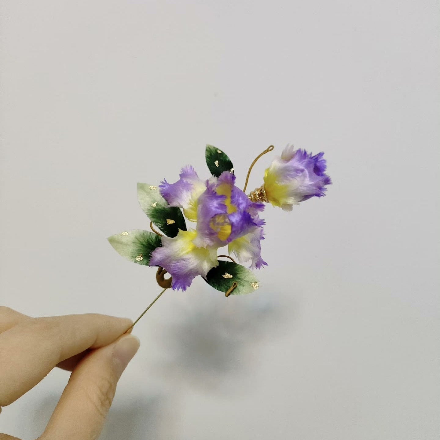 Iris Bespoke Brooch - Purple Silk Brooch(Ronghua)