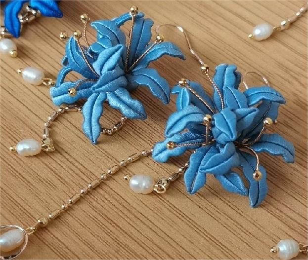 Spider Lily Bespoke Earrings - Silk Earrings(Chanhua)