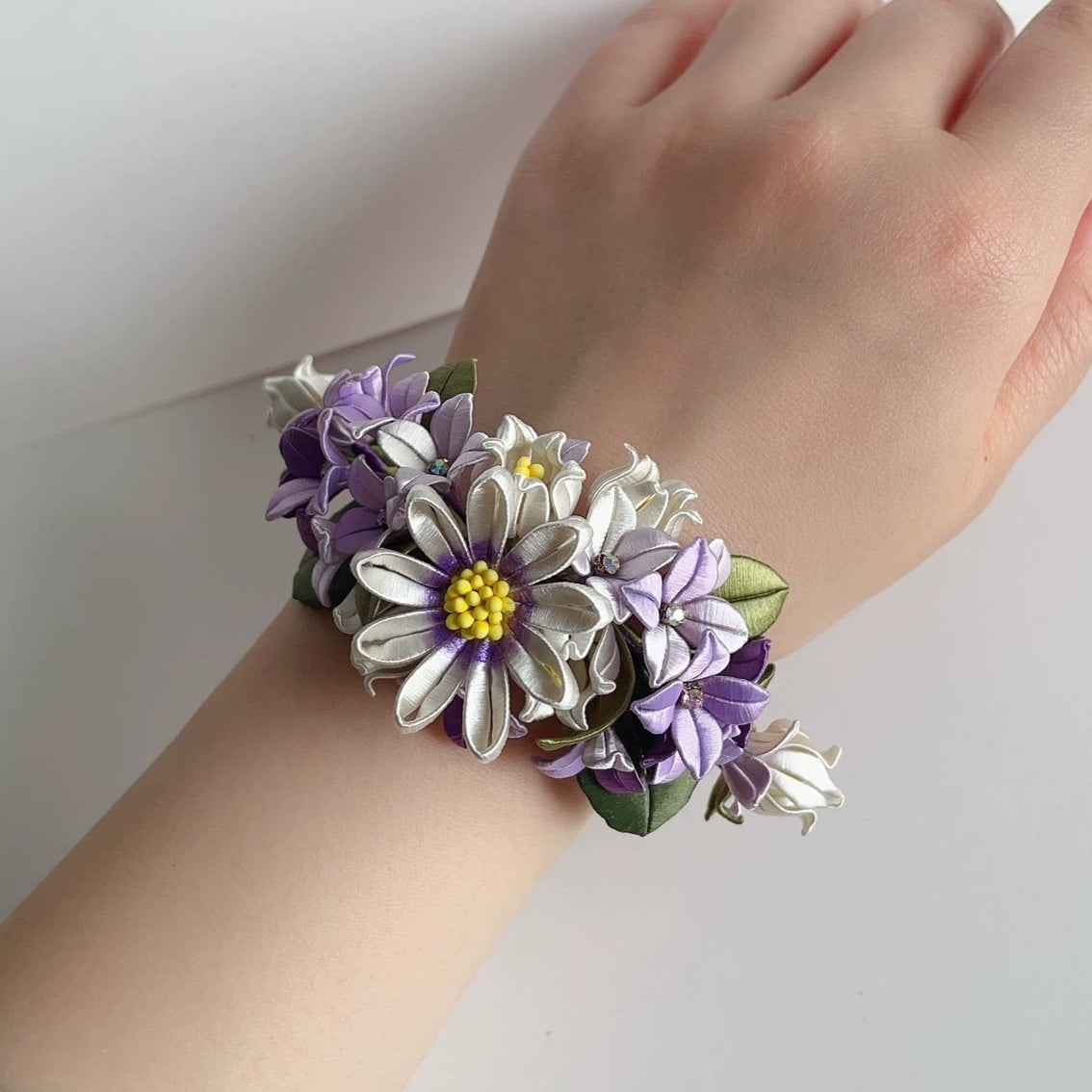 Bouquet Bespoke Wrist Flower - Silk Wrist Flower(Chanhua)