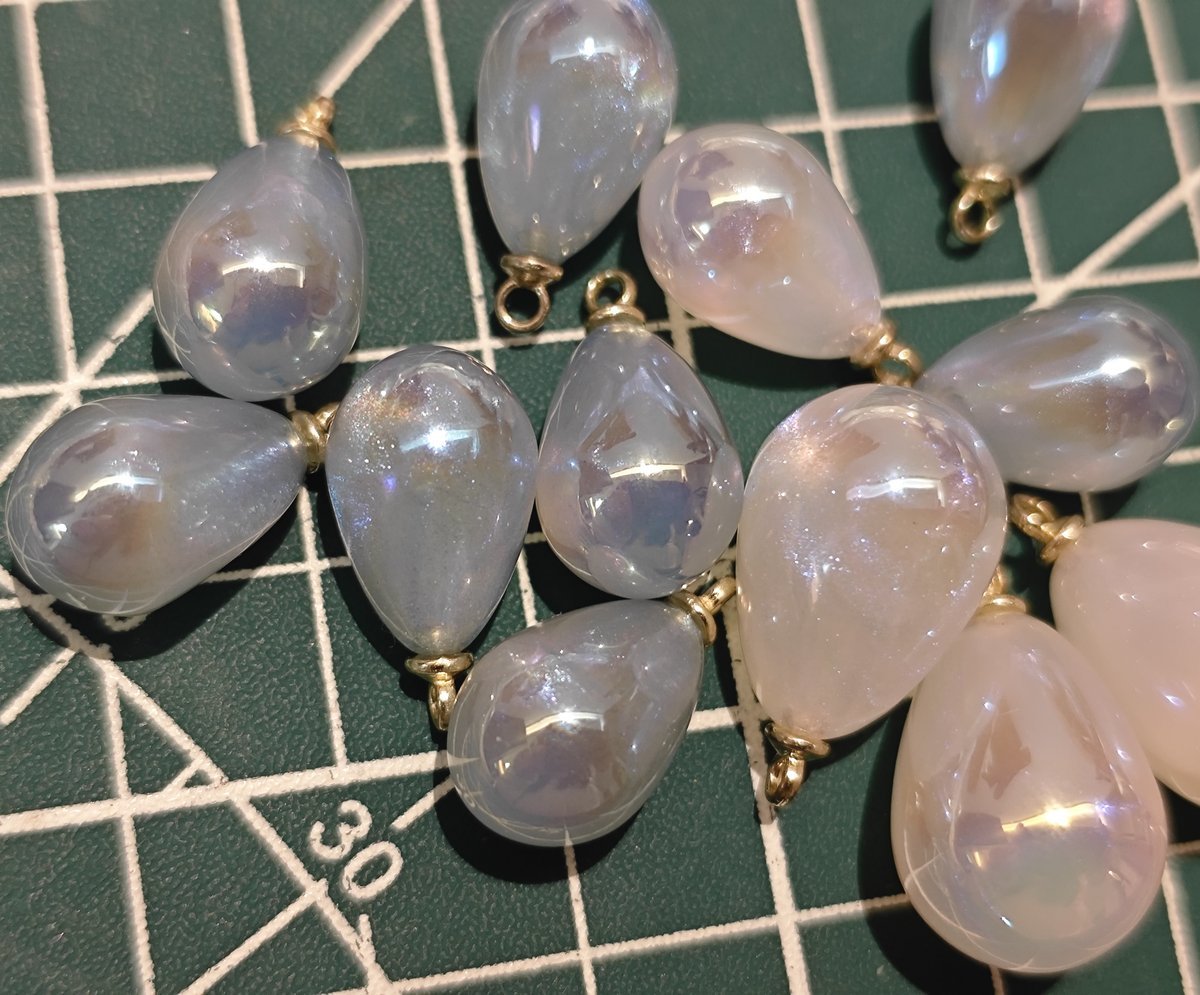 5 Pieces HB003 DIY Craft Supply: Pearlescent Mermaid Tear Drop Charms for Hanfu, Hairpin, Earring & Necklace Making