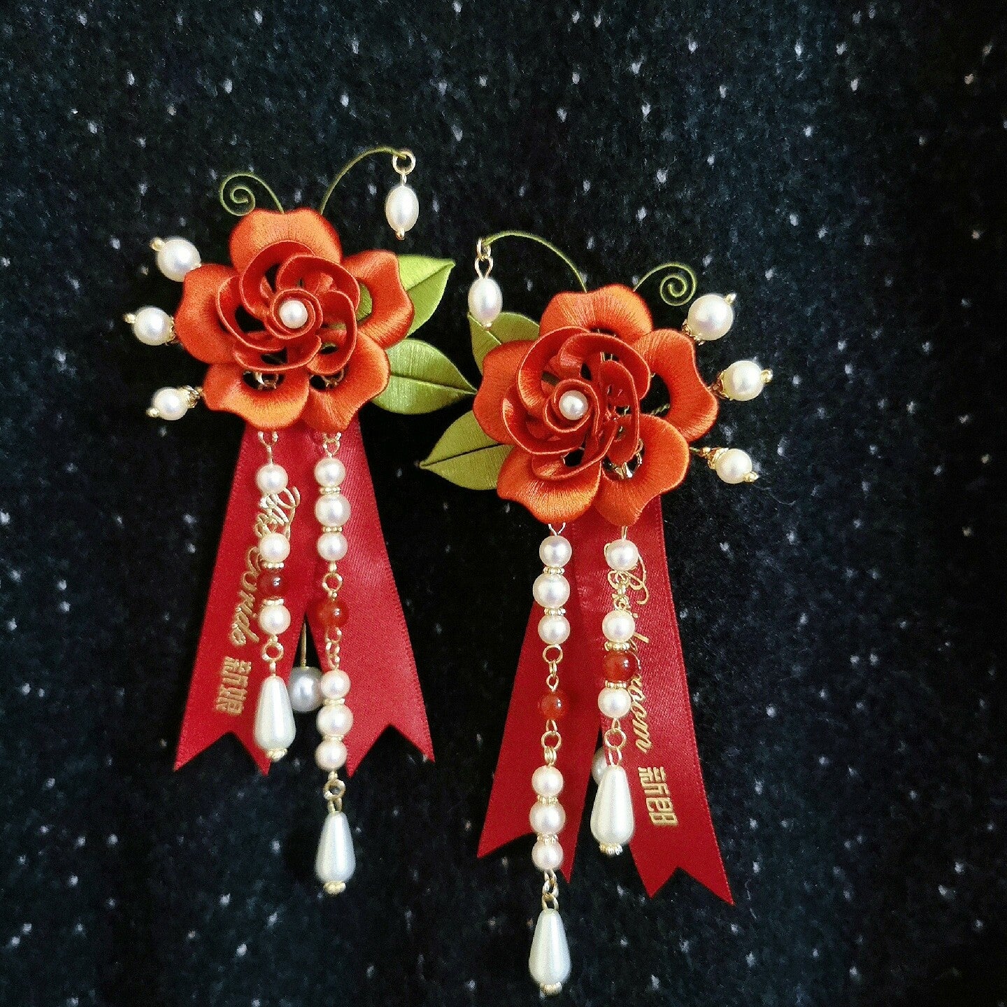 Shiyi Handmade Chanhua Red Rose Brooch - Daily, Wedding & Banquet