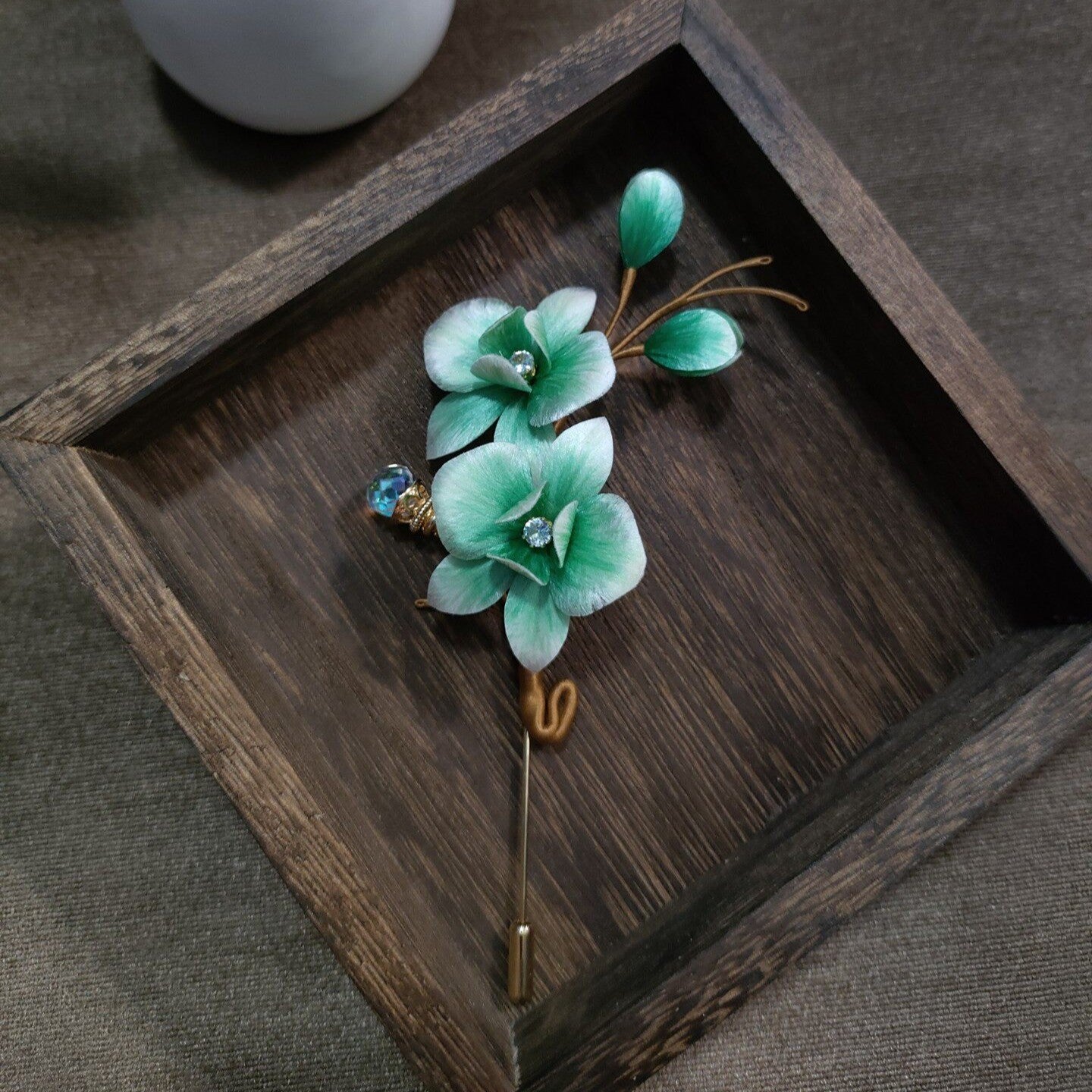 Handmade Ronghua Phalaenopsis Brooch - Crystal Drop - Wedding & Daily