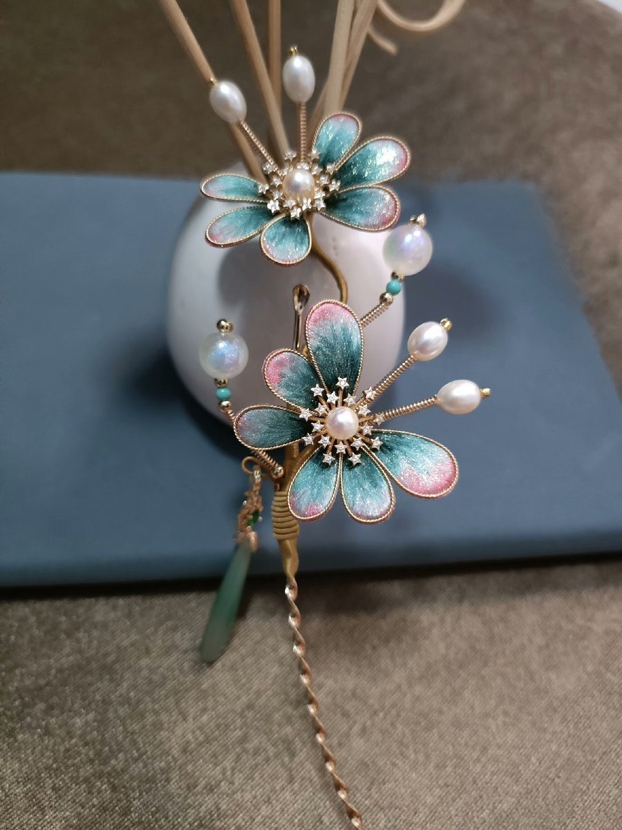 Handmade Ronghua Silk Velvet Double Butterfly Hairpin