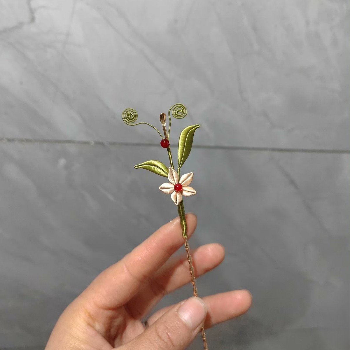 Handmade Chanhua Thread-Wrapped Fairy Wand Hairpin - Floral Hair Accessory