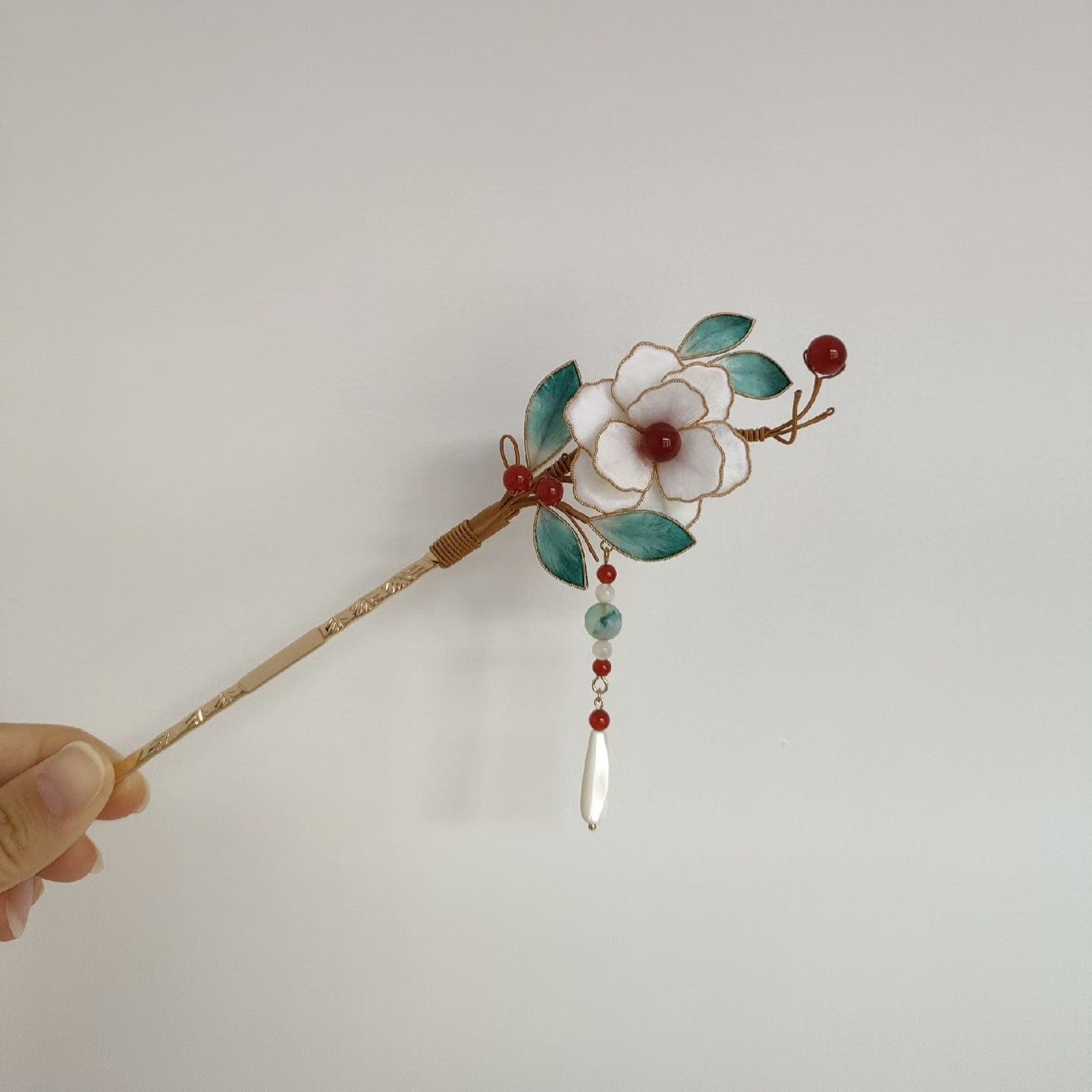 Handmade Ronghua White Camellia Hairpin - Silk Flower Hairpin