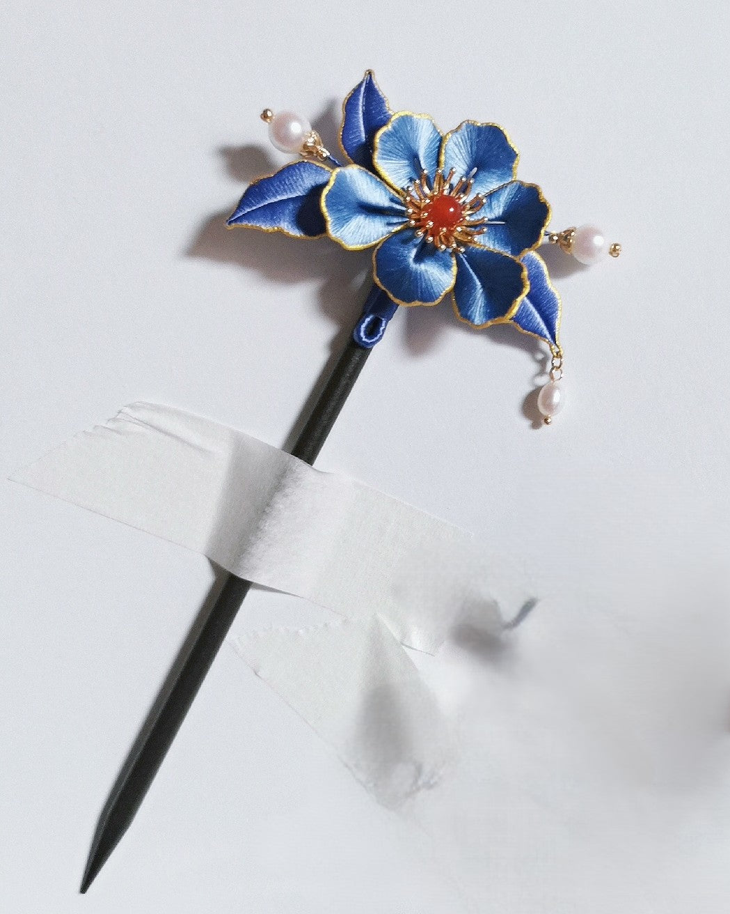 Weichen Handmade Brooch - Silk Brooch(Chanhua)