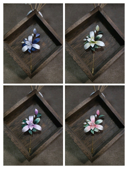 Handmade Ronghua Orchid Brooch - Ombre Petals with Pearl