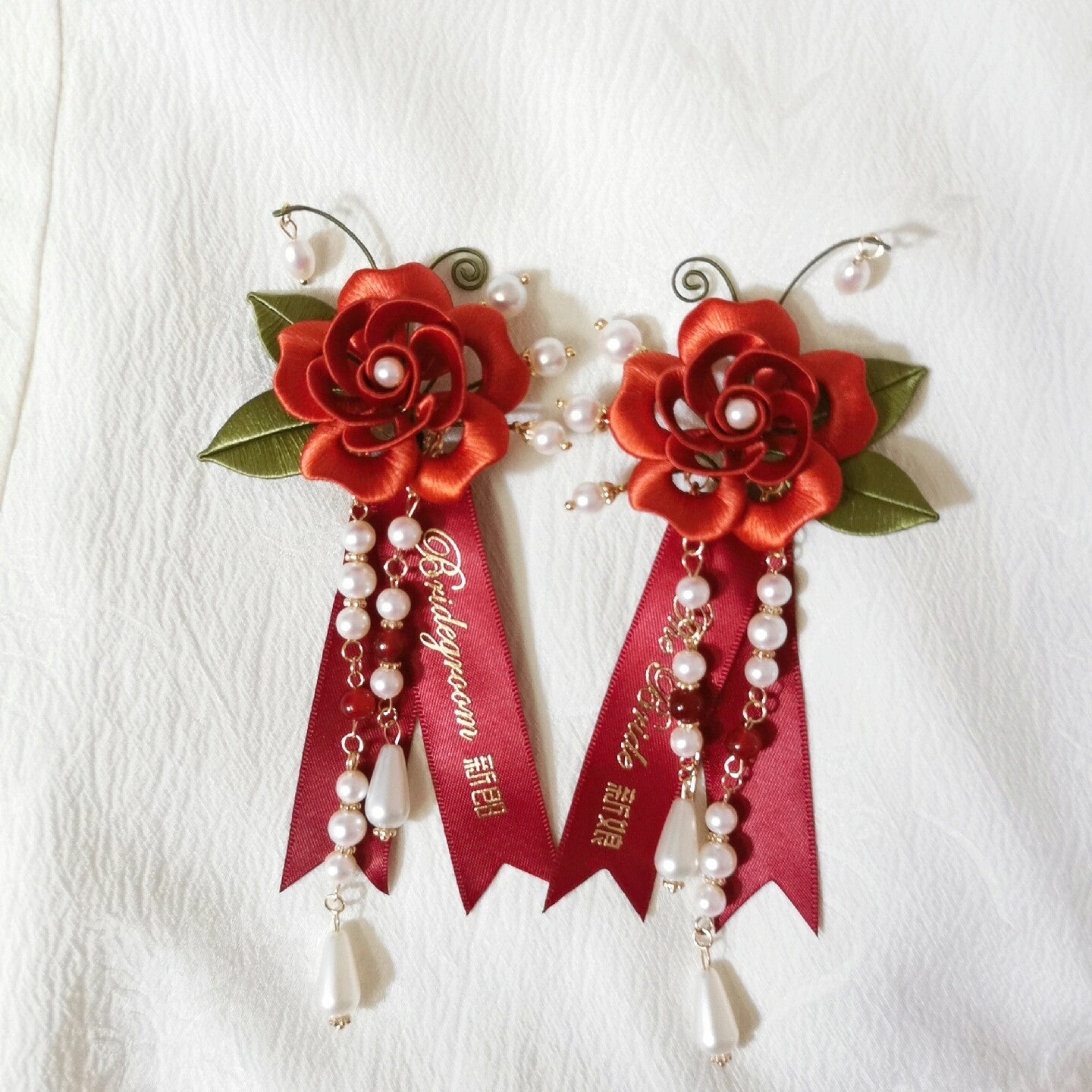 Shiyi Handmade Chanhua Red Rose Brooch - Daily, Wedding & Banquet